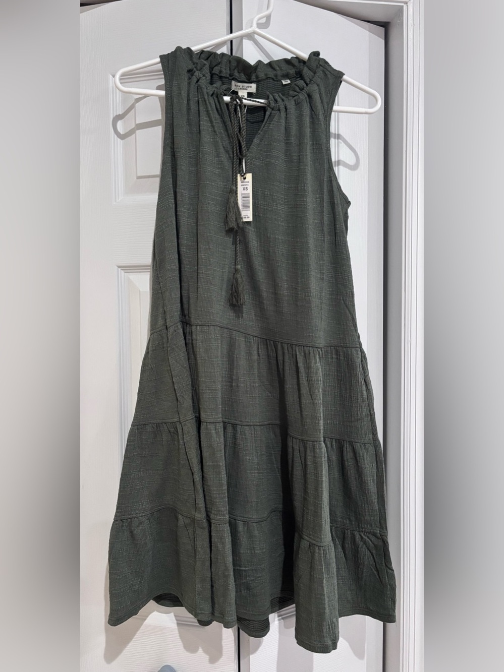 Max Studio London Army Green Sleeveless Tiered Midi Dress w Tassels Size XS NWT